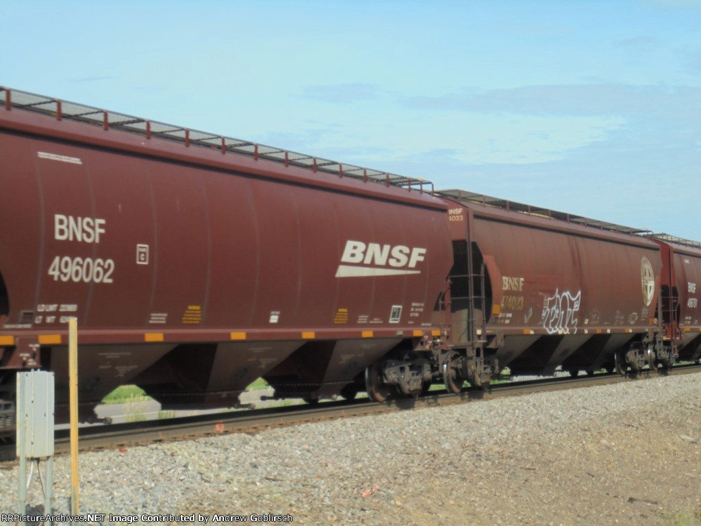 BNSF 496062 + 474023